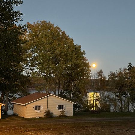 هوبويل كيب The Fundy Rocks Resort المظهر الخارجي الصورة