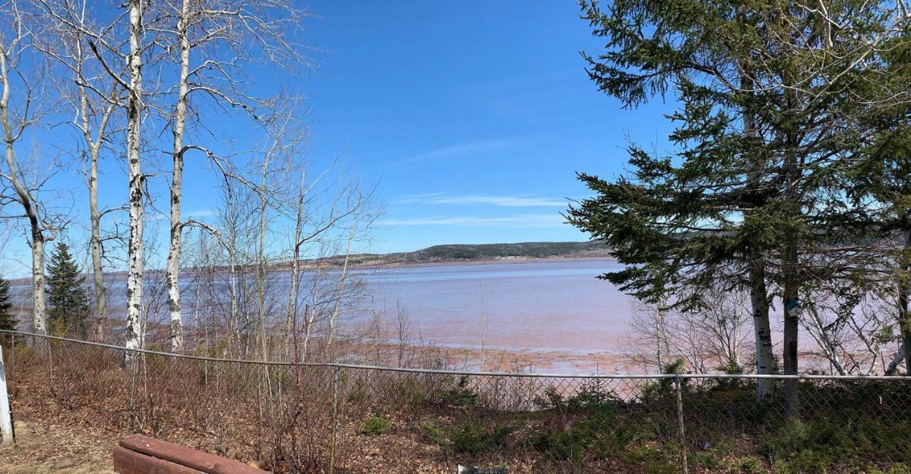 هوبويل كيب Fundy Rocks Motel المظهر الخارجي الصورة